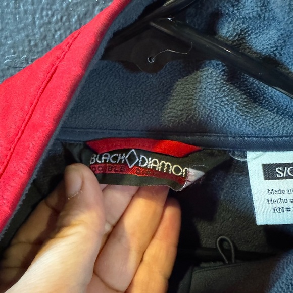 Black Diamond Red Lightweight Rain Jacket with Fleece Line - Picture 4 of 5